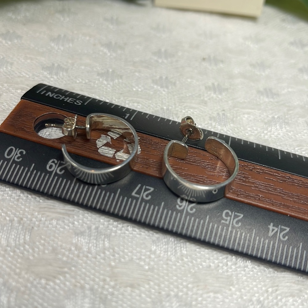 James Avery retired earring hoops 925 sterling - Picture 6 of 7